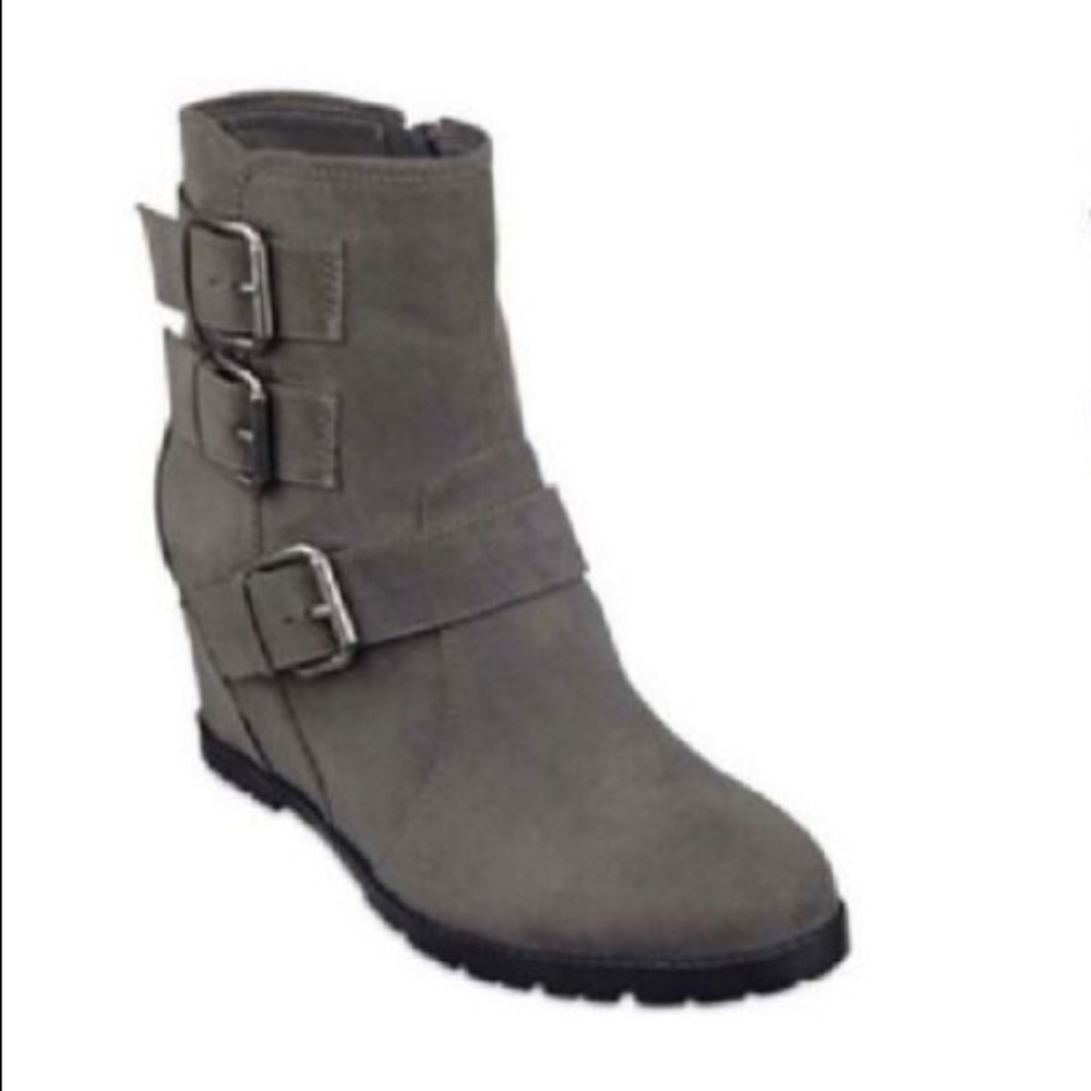 Unisa Wedge Bootie - Gray (9M)